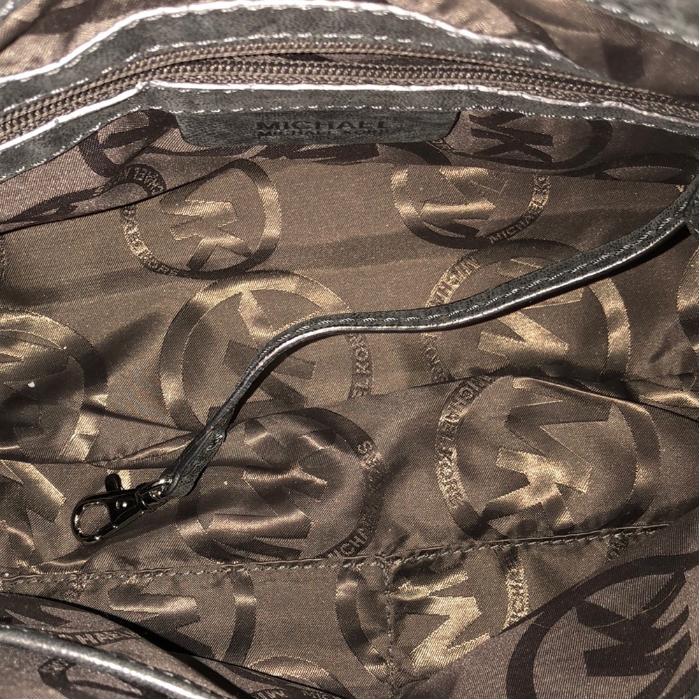 Purse - Picture 4 of 5